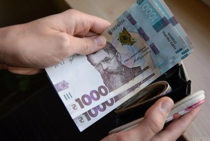 Как будет расти минимальная зарплата, а вслед за ней налоги