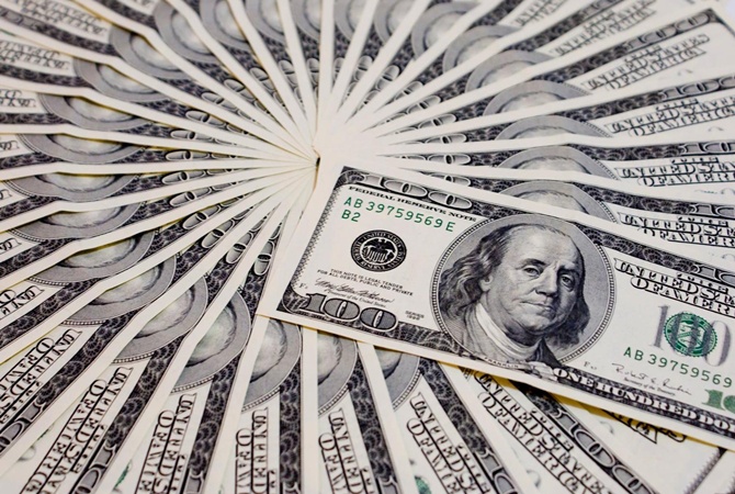 Жара и доллар: чего ждать от курса на следующей неделе